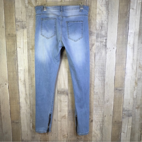 Shein SZ 30 Light-wash Denim White Stripe on the sides w/5 Pockets & Leg… - Picture 2 of 13